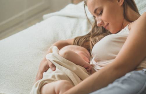 授乳の困難に対処する方法：新米ママへのアドバイス